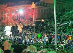 Carnaval de Nice parade nocture 