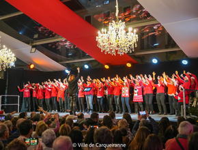 Photo du concert "le choeur du sud chante Noël" sous la tente cristal place de la république - Agrandir l'image, .PNG 1,4 Mo (fenêtre modale)