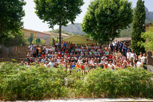 photo de l'ensemble des participants aux épreuves finales du challenge sécurité - Agrandir l'image, .PNG 2 Mo (fenêtre modale)
