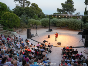Photo prises lors du spectacle de jeffou le gnou dans l'enceinte de l'auditorium de clair-val - Agrandir l'image, .PNG 1,6 Mo (fenêtre modale)