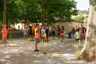 Photo des élèves durant l'épreuve pratique du challenge sécurité - Agrandir l'image, .PNG 2 Mo (fenêtre modale)