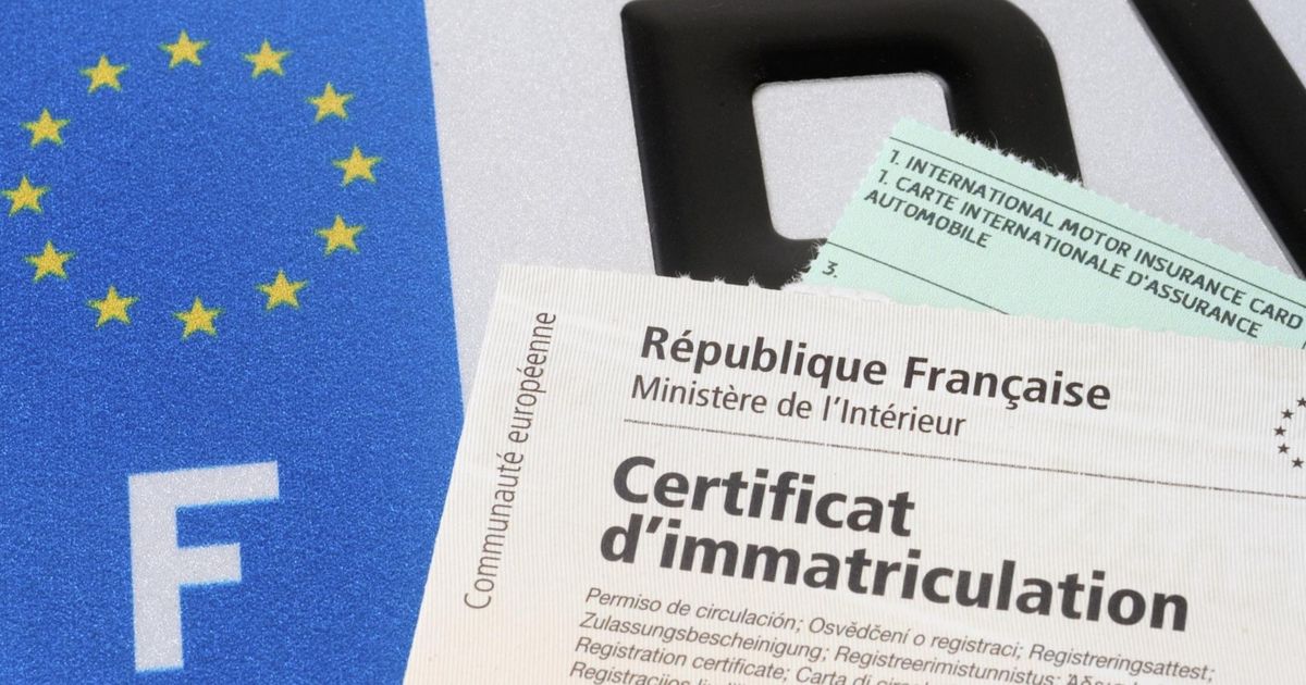 Certificat d'immatriculation - Ville de Carqueiranne