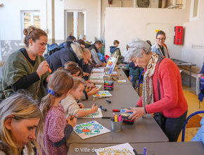 Photo de l'atelier graffitis - Agrandir l'image, .PNG 1,4 Mo (fenêtre modale)