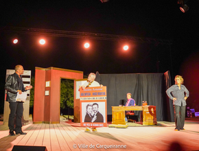 Photo prise durant le spectacle un grand cri d'amour qui s'est déroulé sur la scène de l'auditorium de clair-val - Agrandir l'image, .PNG 1,4 Mo (fenêtre modale)