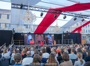 Photo du spectacle cousin poteur dans la tente cristal