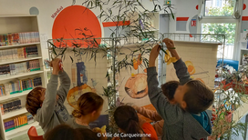 Photo de l'exposition et des activités avec les enfants - Agrandir l'image, .PNG 1 Mo (fenêtre modale)