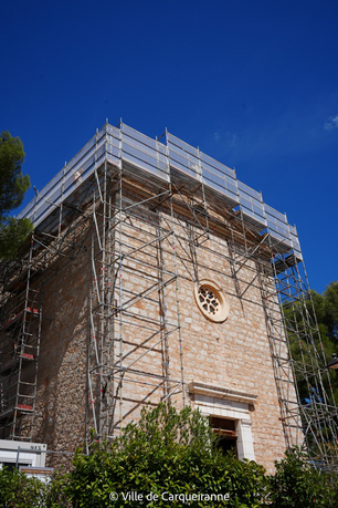 Photo de l'église durant les travaux - Agrandir l'image, .PNG 731 Ko (fenêtre modale)