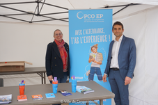 Photo du forum job d'été et alternance sur la place de la République - Agrandir l'image, .PNG 1 Mo (fenêtre modale)