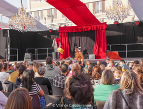 Photo du spectacle pour enfant le spoon bancale sous la tente cristal - Agrandir l'image, .PNG 1,5 Mo (fenêtre modale)